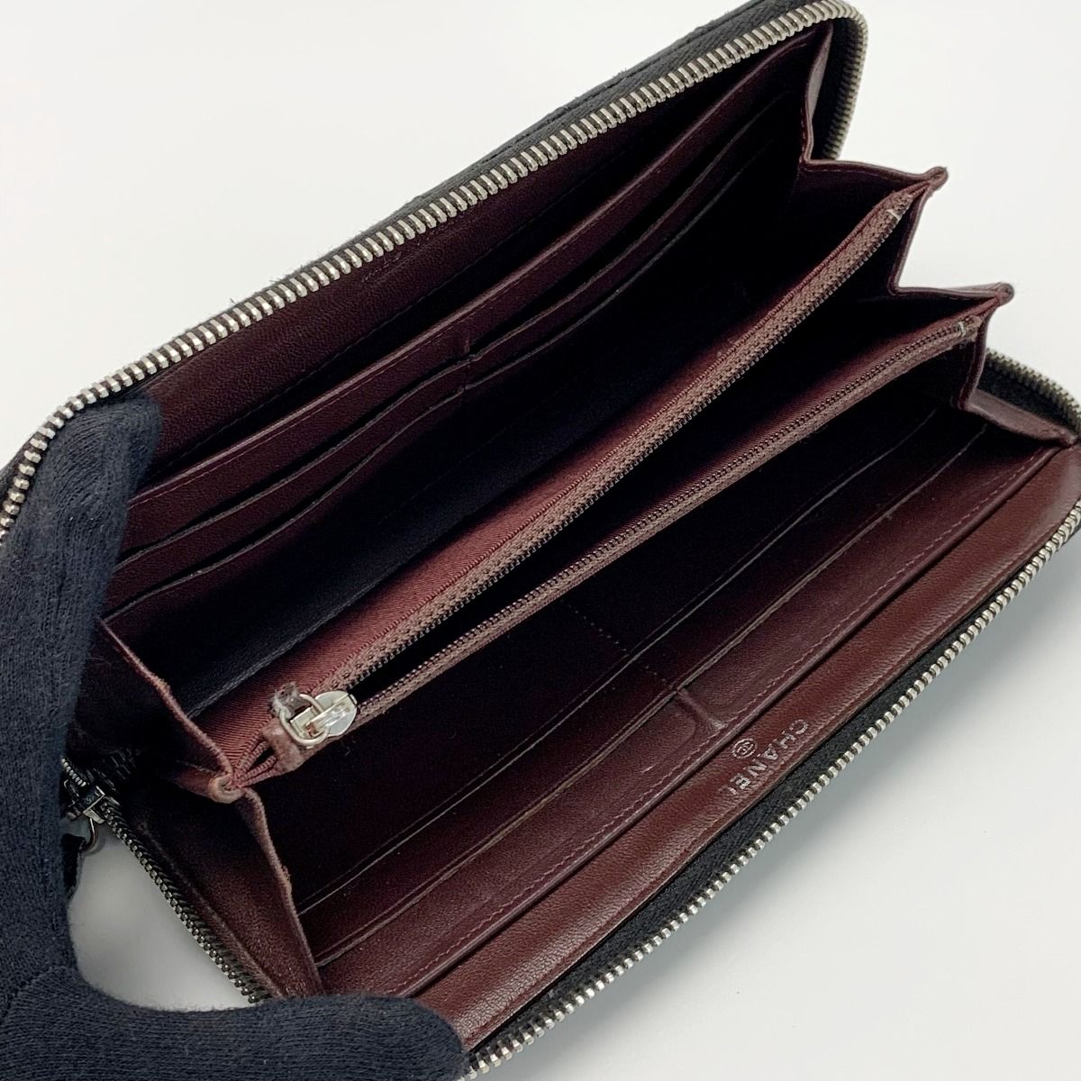 Chanel Quilted Lamb Leather Black Round Zipper Wallet — view 3