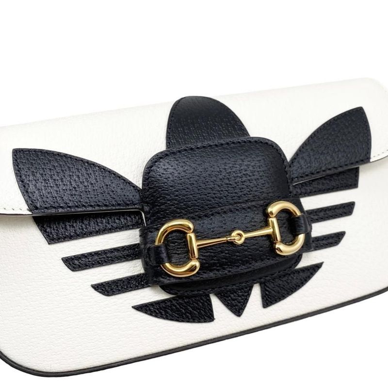 Gucci Adidas Collaboration Shoulder Bag Horsebit Logo Chain White — view 6