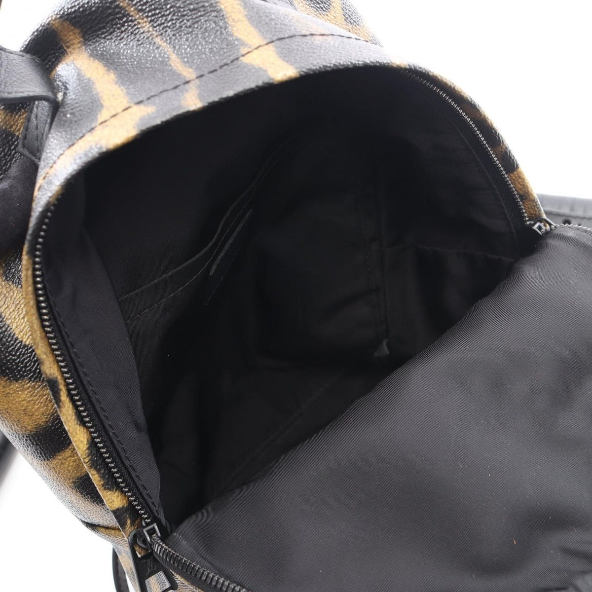 Louis Vuitton Backpack Palm Springs PM Leopard Pattern — view 3