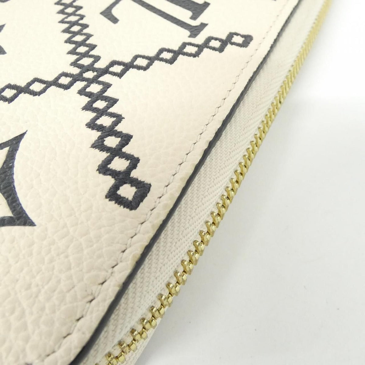 Louis Vuitton Monogram Empreinte Broderie Zippy Wallet — view 4