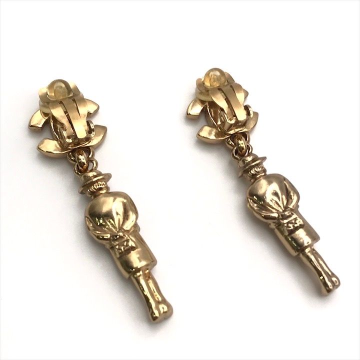 Chanel Mademoiselle CC Logo Swing Earrings Gold — view 3