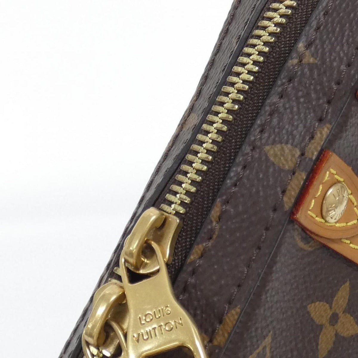 Louis Vuitton Monogram Soft Trunk Messenger PM Shoulder Bag Brown Marron — view 5