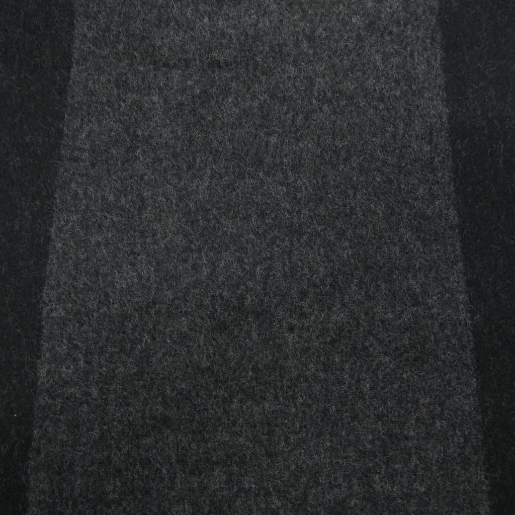 Louis Vuitton Cardiff Scarf Cashmere Black — view 4