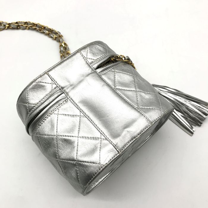 Chanel CC Logo Quilted Chain Shoulder Bag with Fringe Vanity Silver Leather — view 3