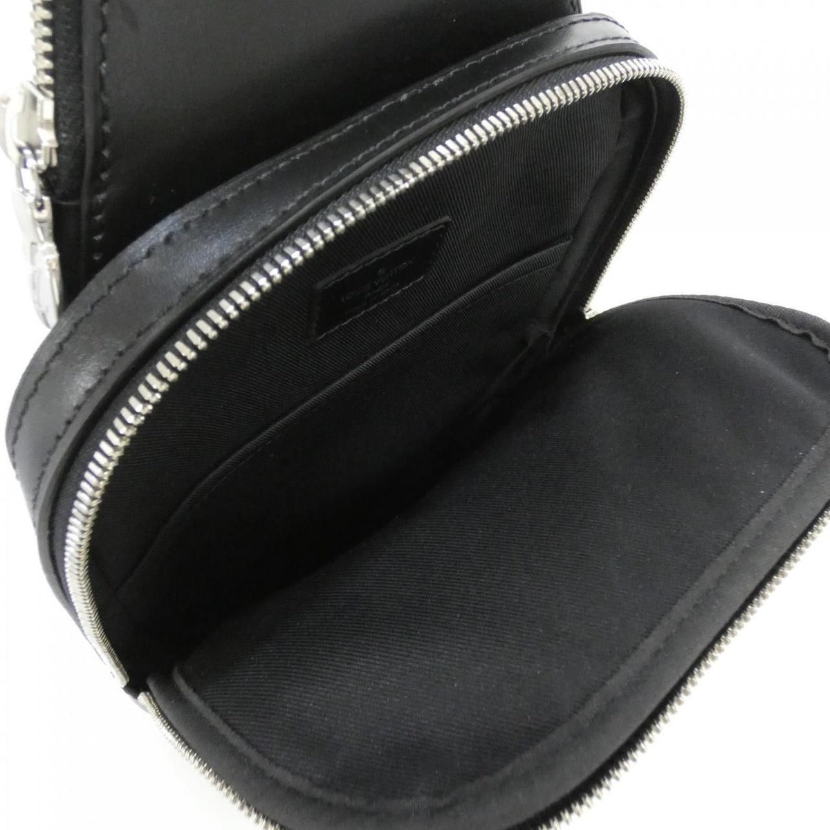 Louis Vuitton Damier Graphite Avenue Sling Bag — view 9