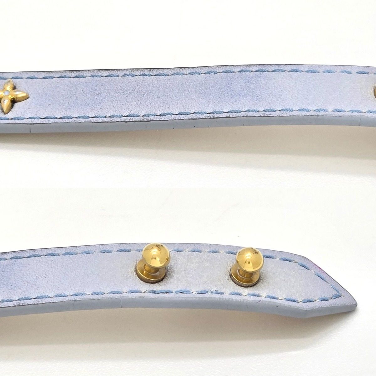 Louis Vuitton Bracelet LV Iconic 17 14.8 16 cm LV Signature Leather Light Blue — view 5