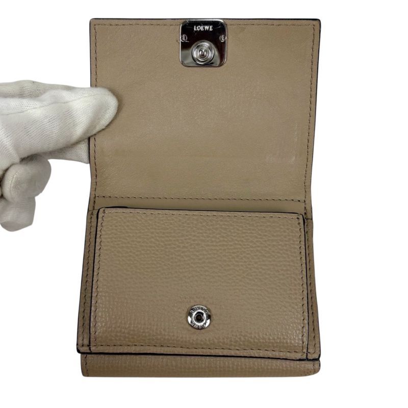 Loewe Trifold Wallet Vertical Sand Glaze Compact — view 4
