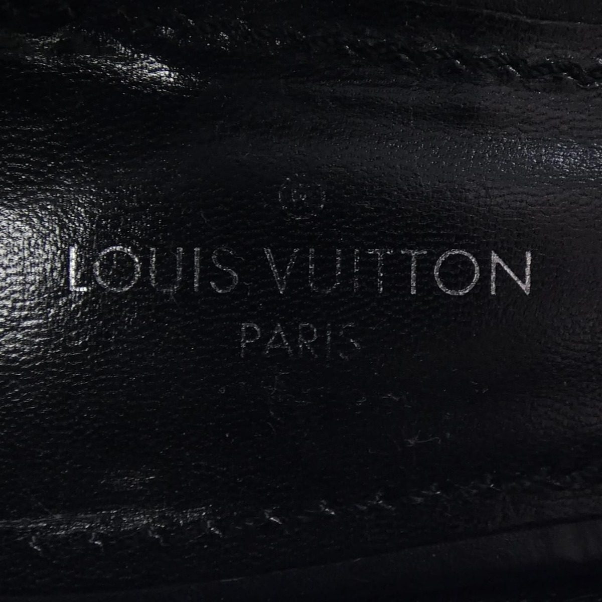 Louis Vuitton Shoes Loafers Black — view 6