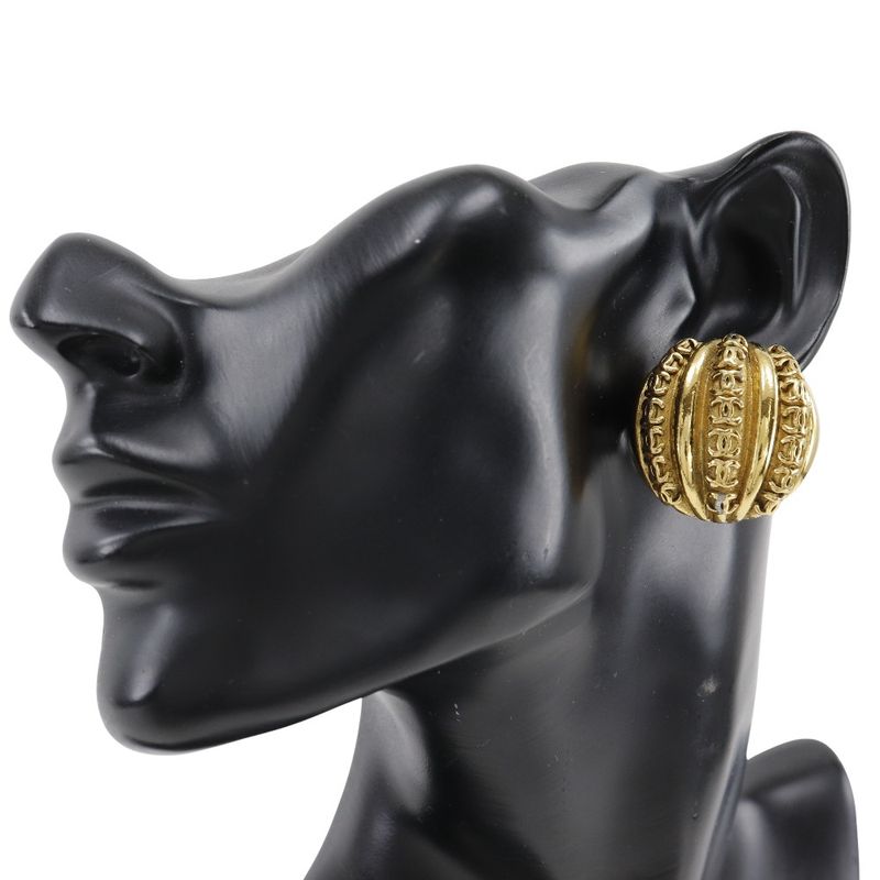 Chanel Coco Mark Vintage Gold Plated 23 37 g Earrings — view 3