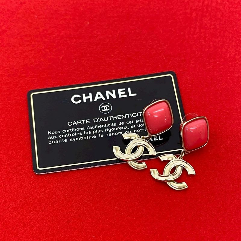 Chanel Coco Mark Plastic Earrings Accessories Small 22AS — view 2