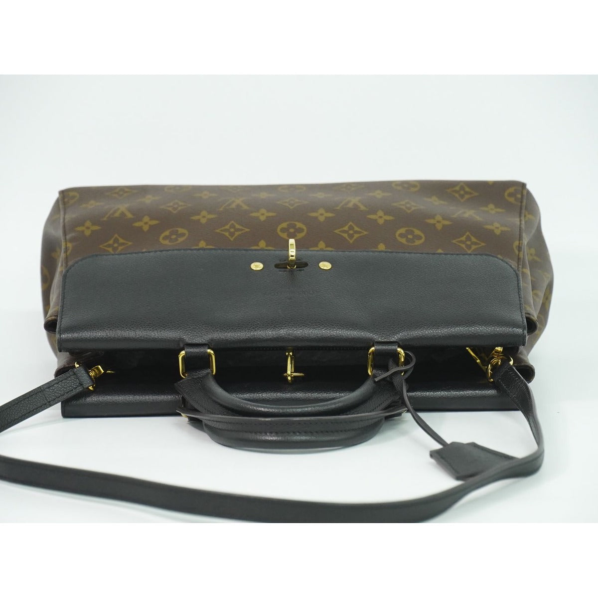 Louis Vuitton LV Venus Monogram 2-Way Shoulder Bag Brown — view 5