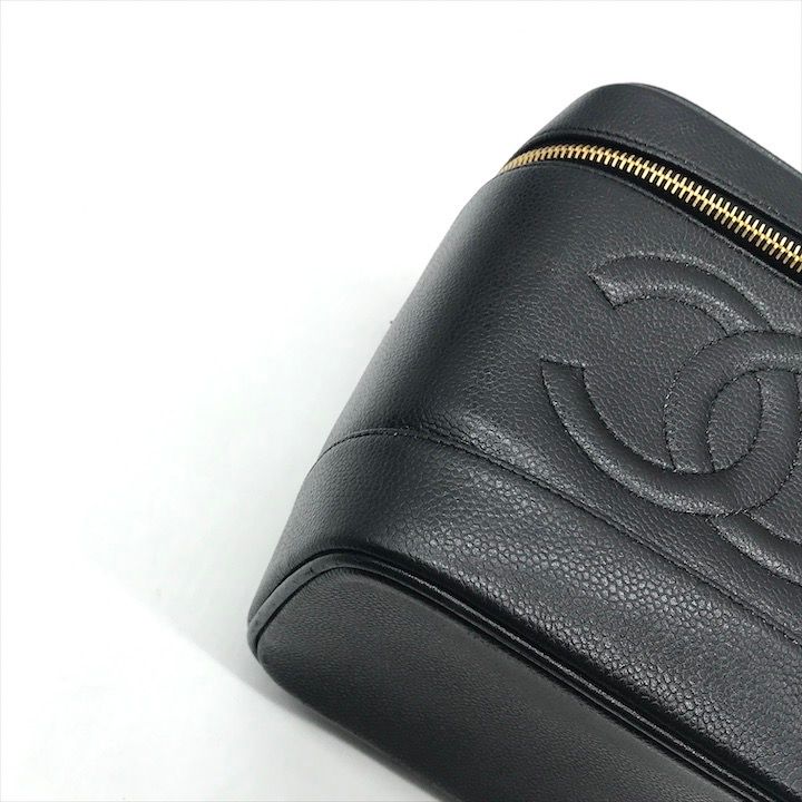 Chanel CC Logo Caviar Leather Vanity Hand Bag Black — view 5