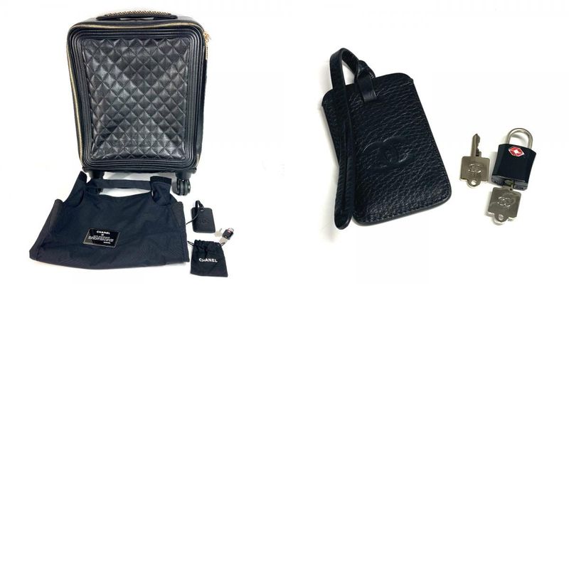 Chanel Carry Bag CC Logo Caviar Leather Black — view 9