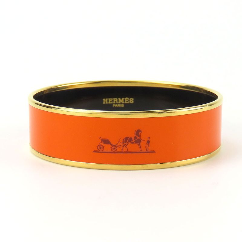 Hermes Bangle Emile GM Metal Cloisonne Orange Carved Gold Hardware Bracelet — view 3