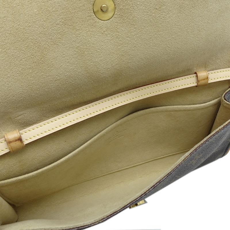 Louis Vuitton Shoulder Bag — view 7