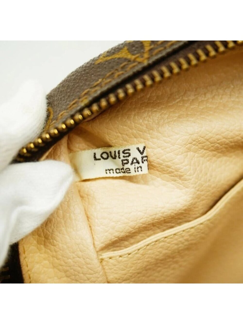 Louis Vuitton Monogram Trousse Toilette 23 Cosmetic Pouch Vanity Case