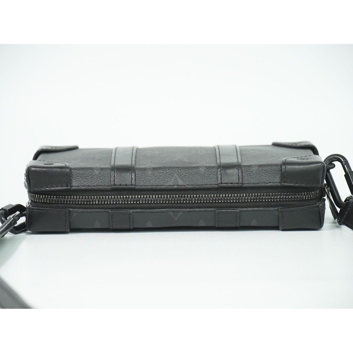 Louis Vuitton LV Soft Trunk Wallet Monogram Eclipse Shoulder Black — view 5