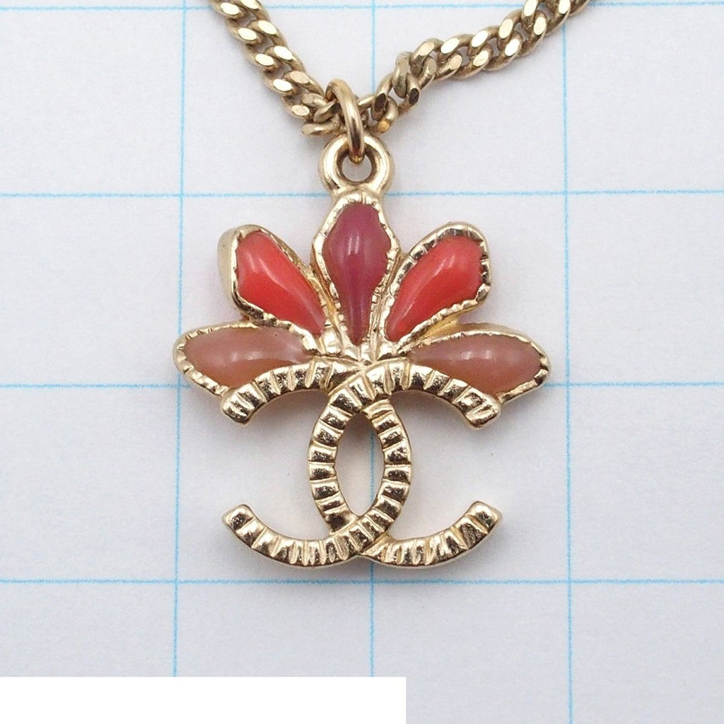 Chanel Necklace Gold Metal CC Logo Flower Motif Costume 09c — view 3