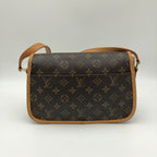 Louis Vuitton Sologne Shoulder Bag Monogram — view 3