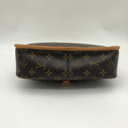 Louis Vuitton Sologne Shoulder Bag Monogram — view 9