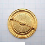 Chanel Brooch Gold Metal Round Vintage Costume — view 3
