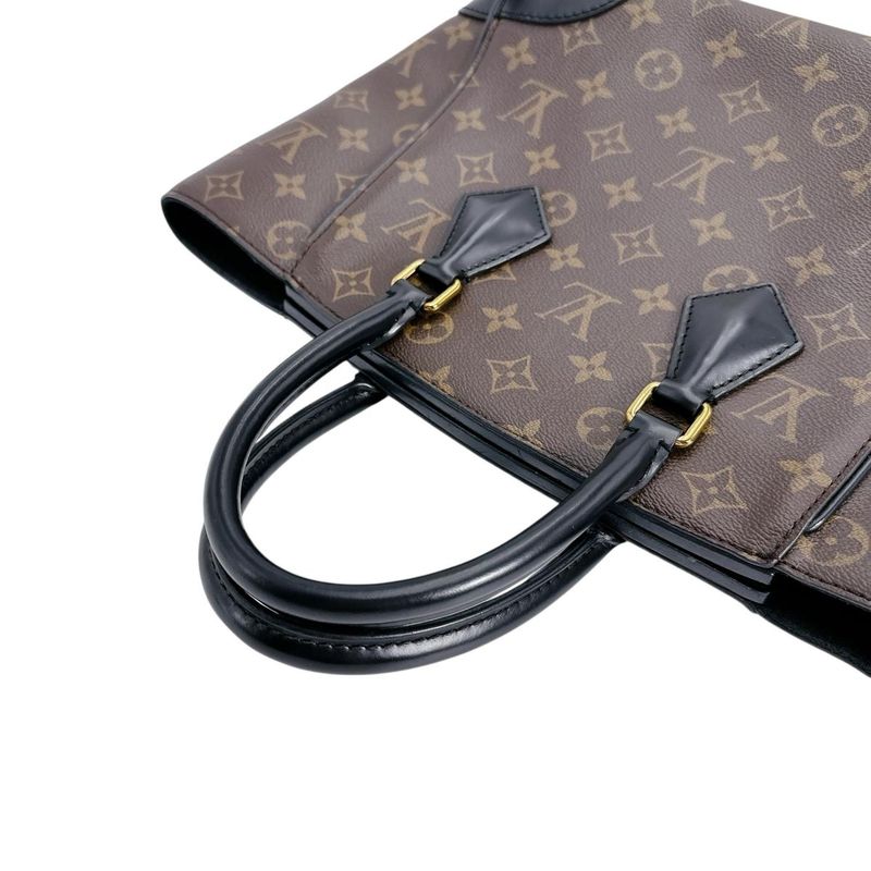 Louis Vuitton Monogram Handbag Phoenix PM Brown — view 9