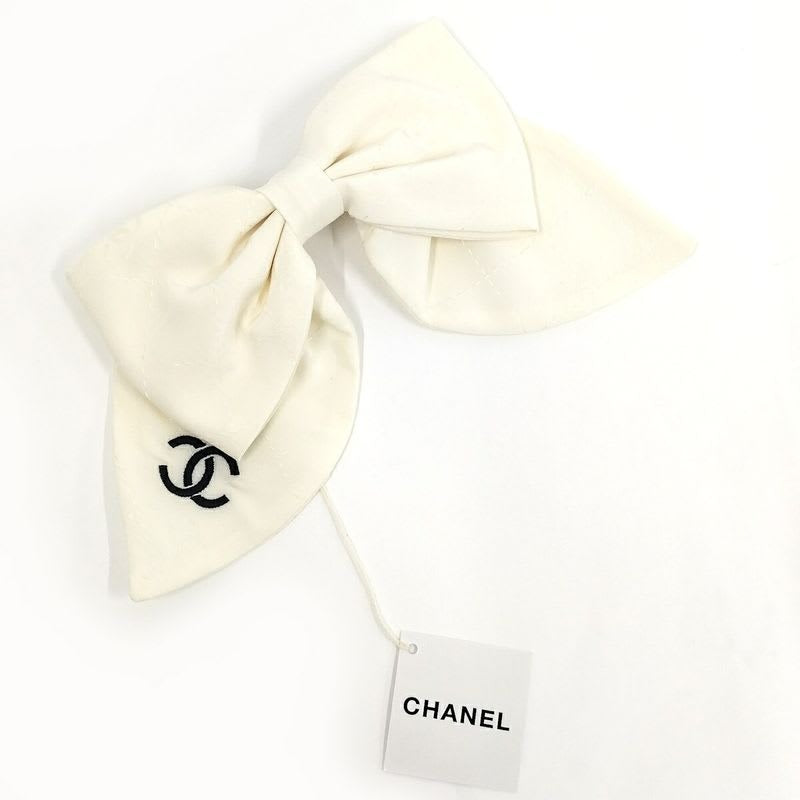 Chanel Barrette Ribbon Coco Mark White