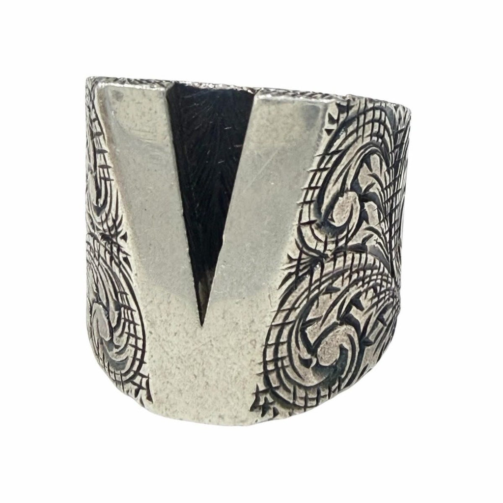 Gucci Arabesque Alphabet Letter Ring Silver-l Weight — view 8