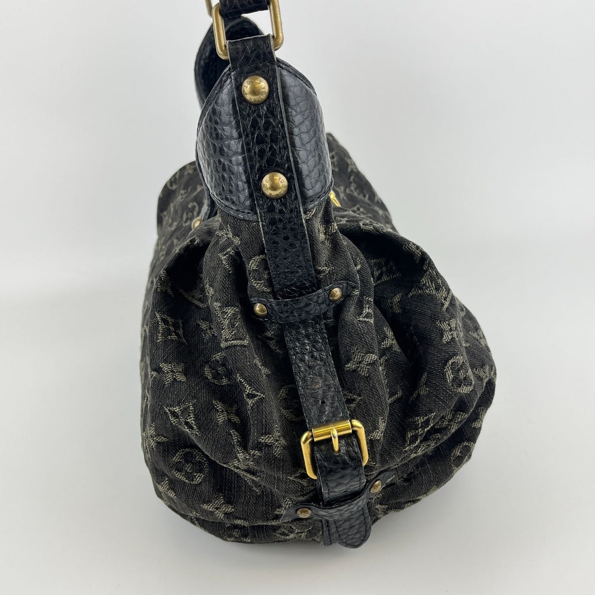 Louis Vuitton Monogram Slightly Shoulder Bag Denim Black Vintage — view 5