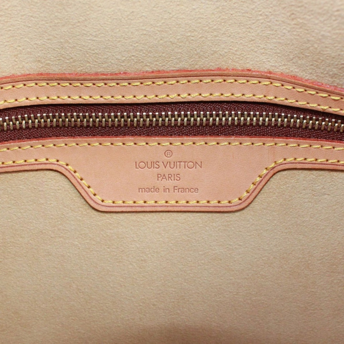 Louis Vuitton Cite GM Monogram Leather Brown Shoulder Bag Gold — view 9