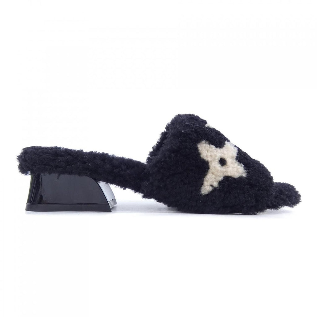 Louis Vuitton Paseo Line Sandals
