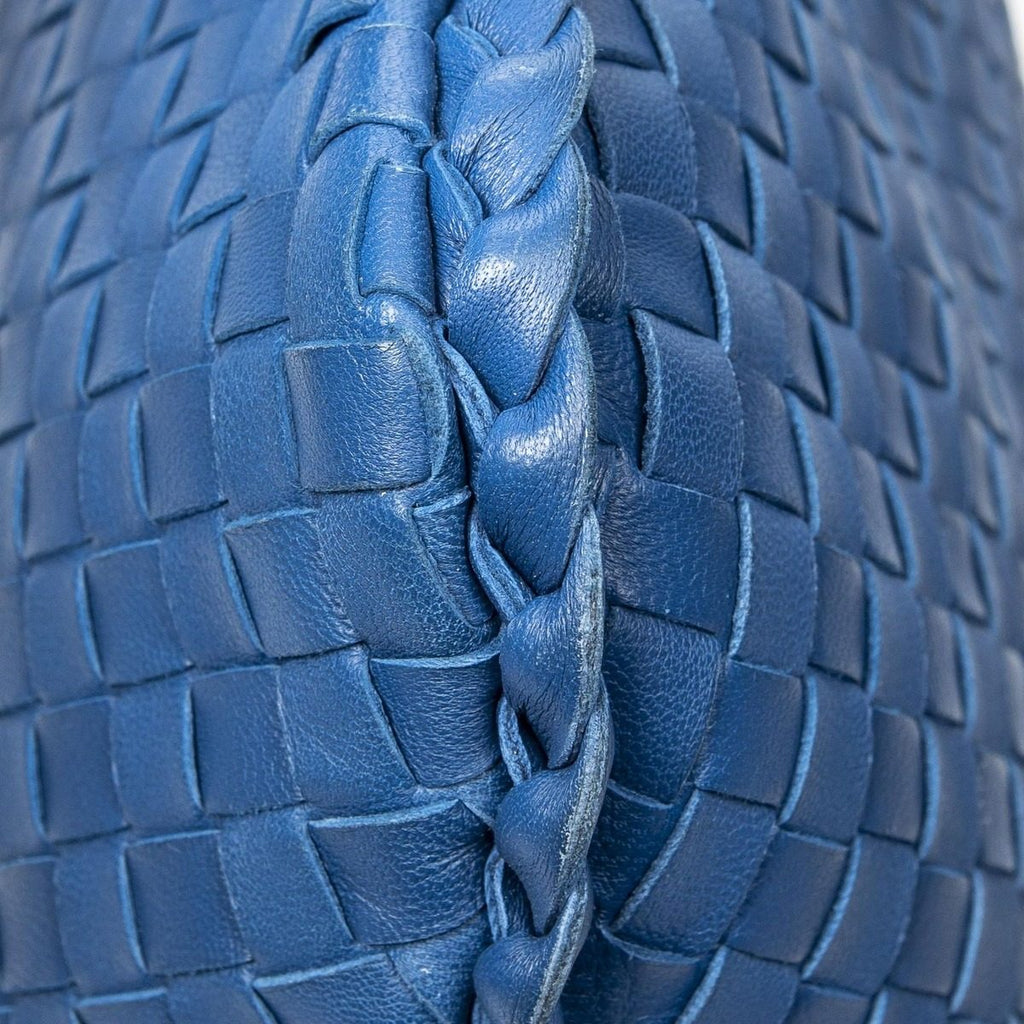 Bottega Veneta Large Hobo Blue Intrecciato Leather — view 8