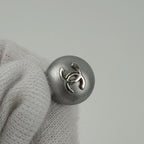 Chanel CC Logo Earrings Silver Vintage — view 6