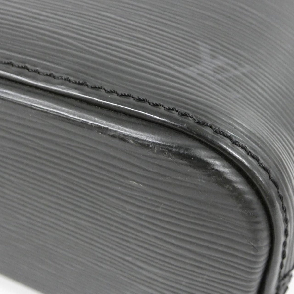 Louis Vuitton Epi Vavin Bag — view 9