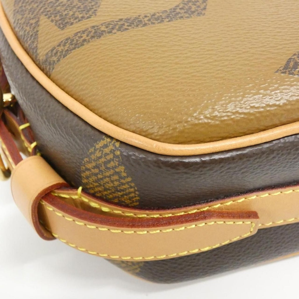 Louis Vuitton Monogram Giant Boite Chapeau Sple Shoulder Bag Brown Marron — view 3