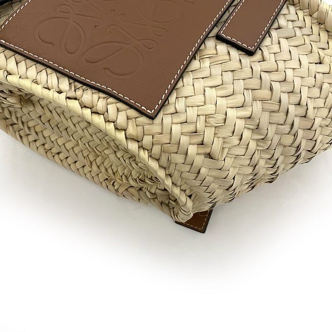 Loewe Basket Bag Beige Brown Anagram — view 5