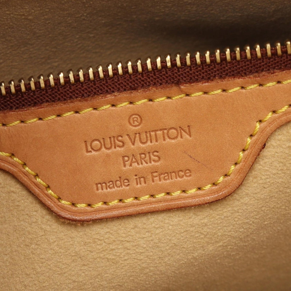 Louis Vuitton Shoulder Bag Looping GM Canvas Leather — view 4