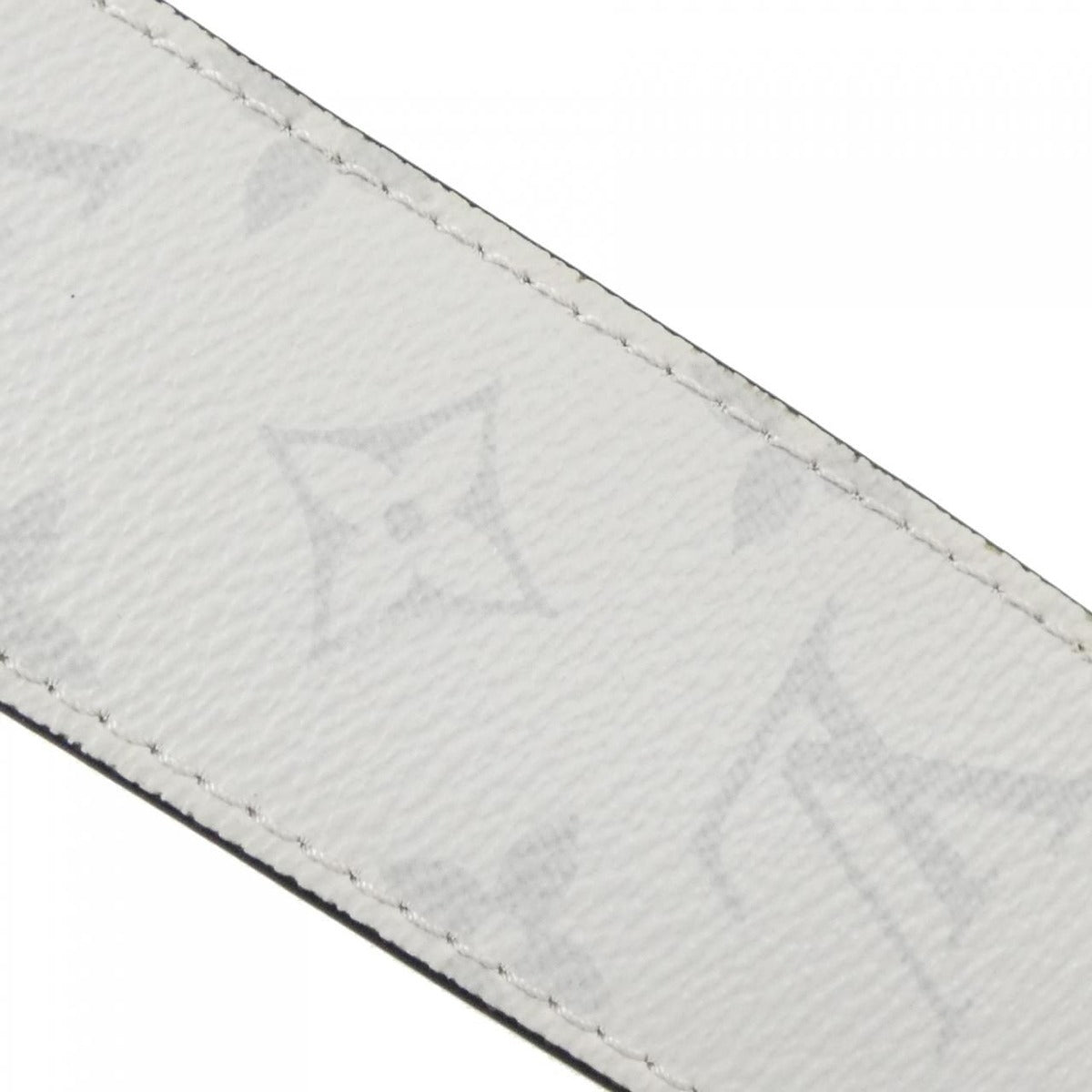Louis Vuitton Taiga Llama Flap Shoulder Bag — view 5