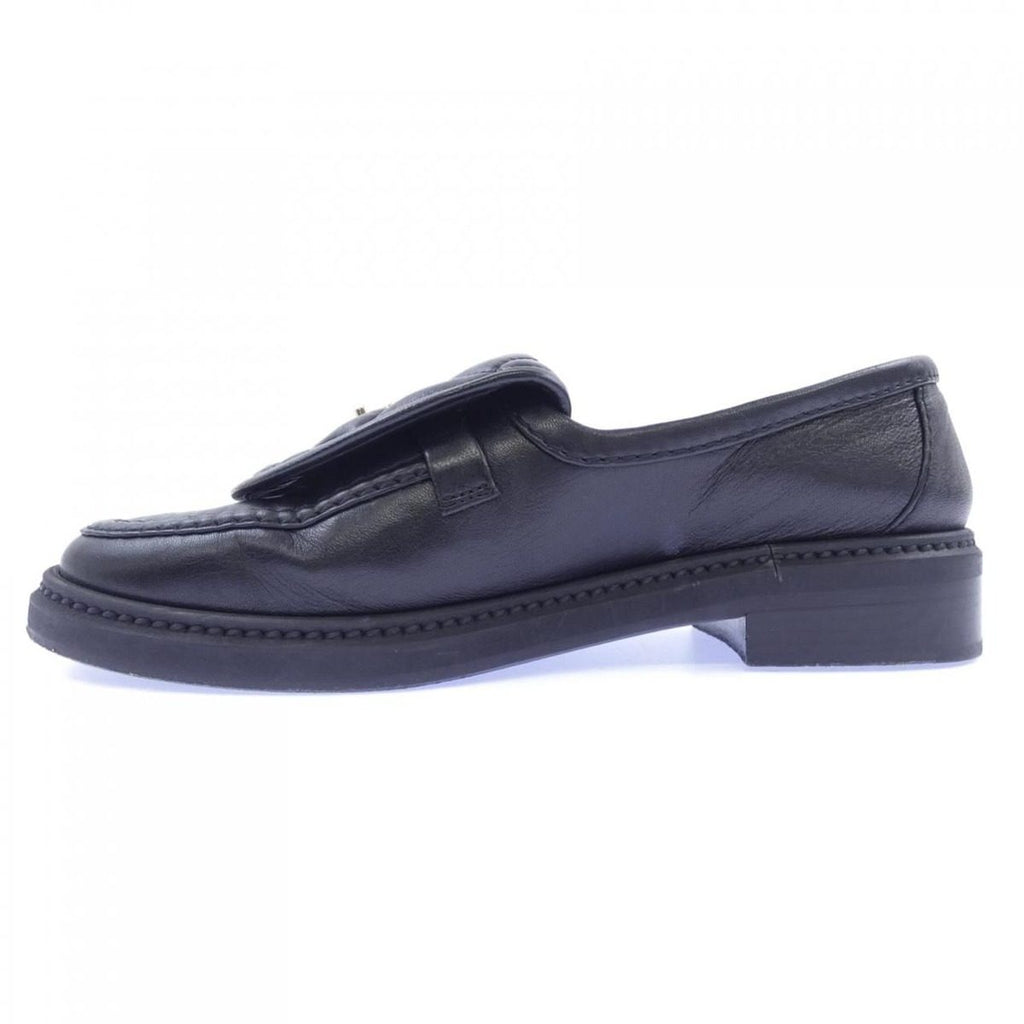 Chanel Turnlock Moccasins Loafers Black — view 2