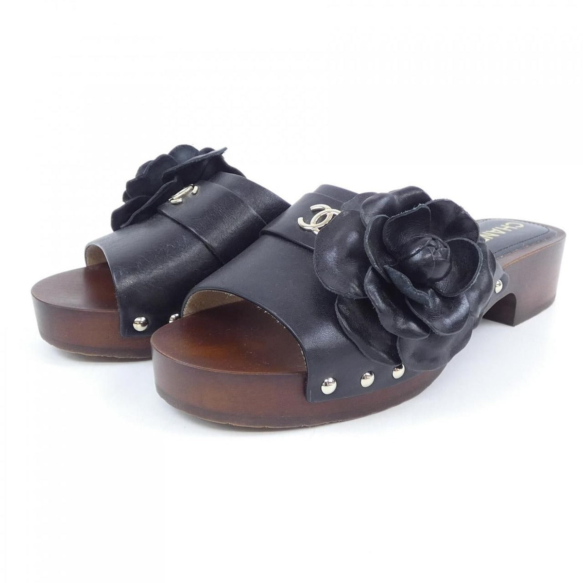 Chanel Clogs Sandals Calfskin Black — view 3
