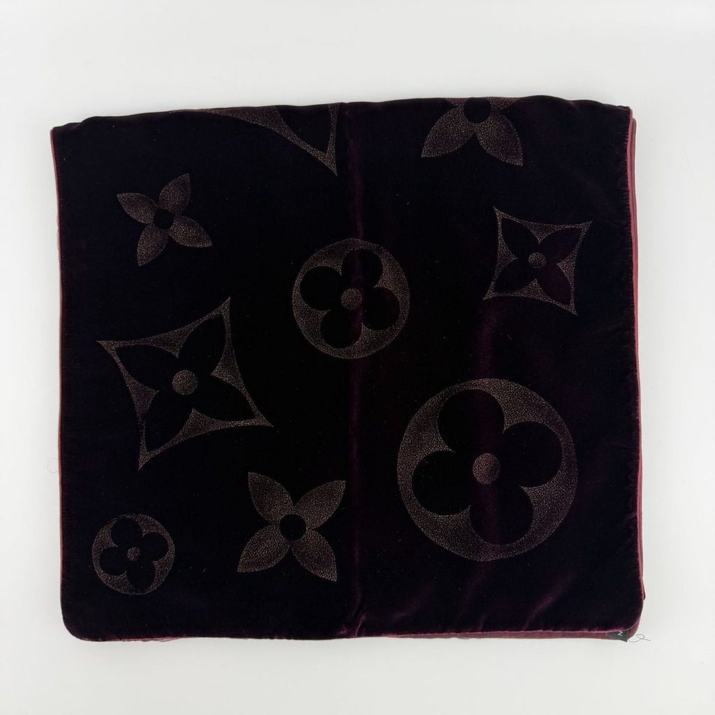 Louis Vuitton Echarpe Velvet Shawl Rayon Silk Gold Vintage Scarf — view 6