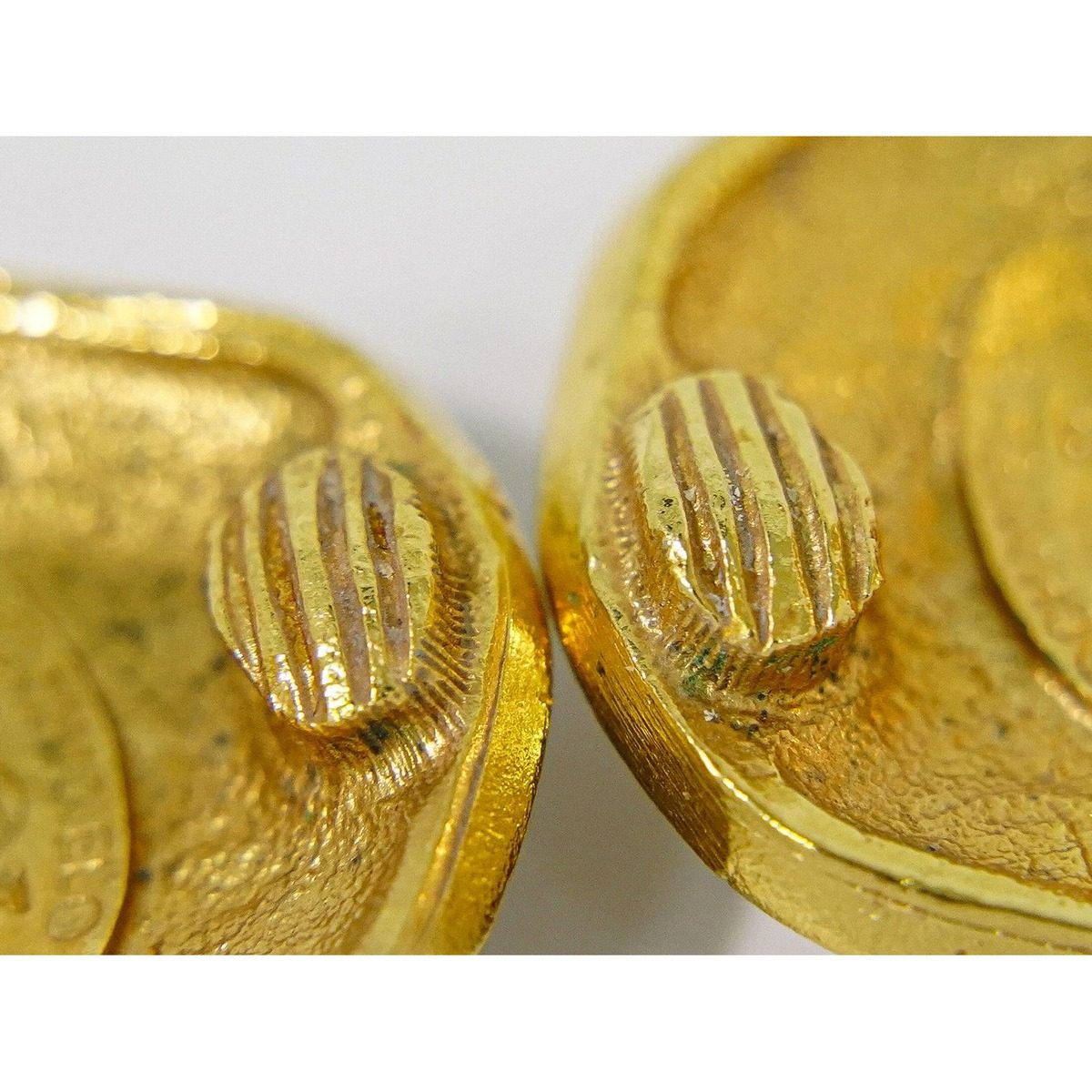 Chanel Logo Lion Motif Earrings Gold Plated — view 4