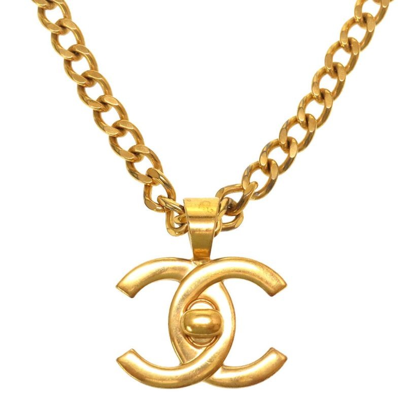 Chanel Turnlock Coco Mark 97 P Vintage Gold Chain Necklace Accessories 0200