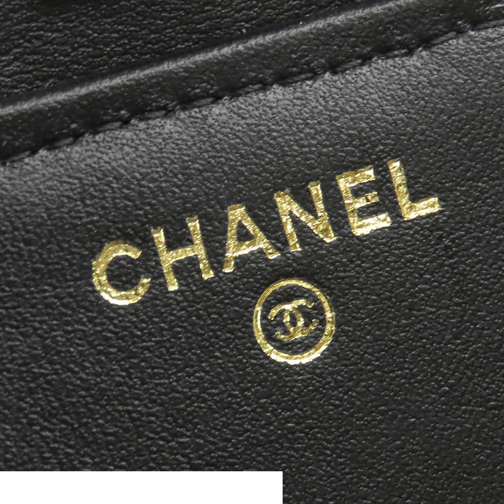 Chanel Chain Wallet Black Gold Lambskin Pochette Quilted Shoulder Bag — view 6