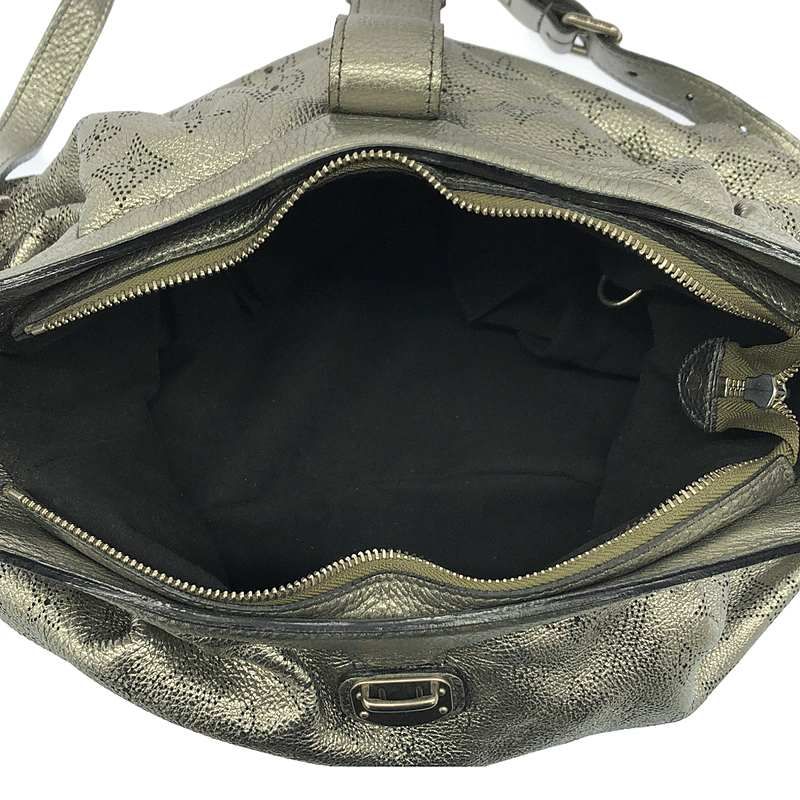 Louis Vuitton Mahina Shoulder Bag — view 6