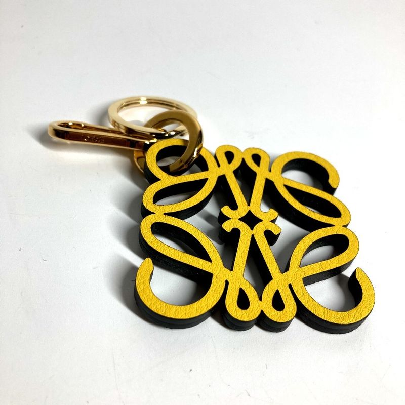 Loewe Key Holder Anagram Charm in Calf X06 Leather Yellow — view 4
