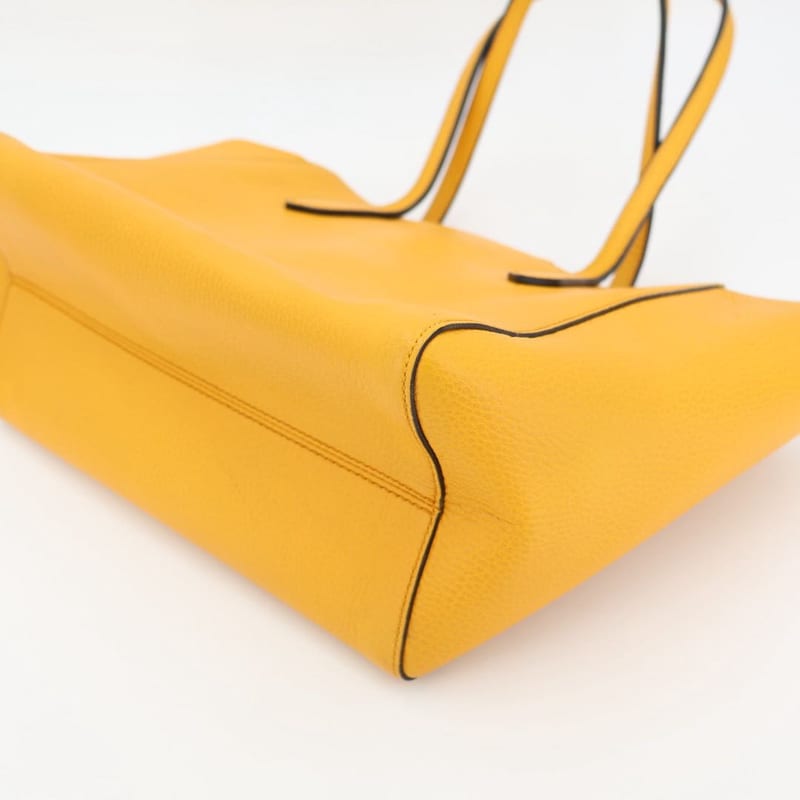 Gucci Swing Yellow Gold Hardware Leather Tote Shoulder Bag — view 4