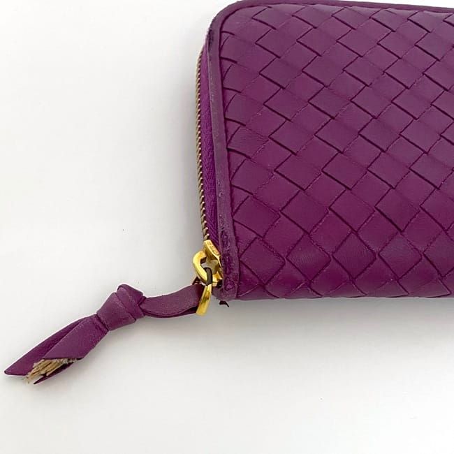 Bottega Veneta Round Zipper Long Wallet Purple Intrecciato — view 4