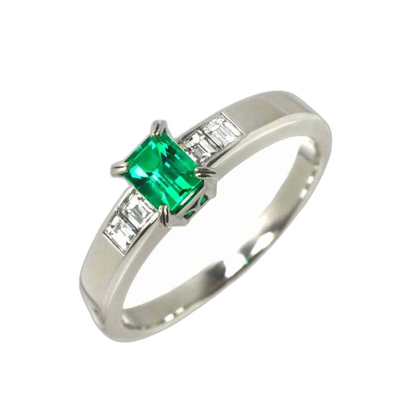 Dior Ring Emerald Diamond