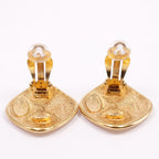 Chanel Rhombic Shape Quilted Vintage Gold Plated 15.2 g Earrings — view 5